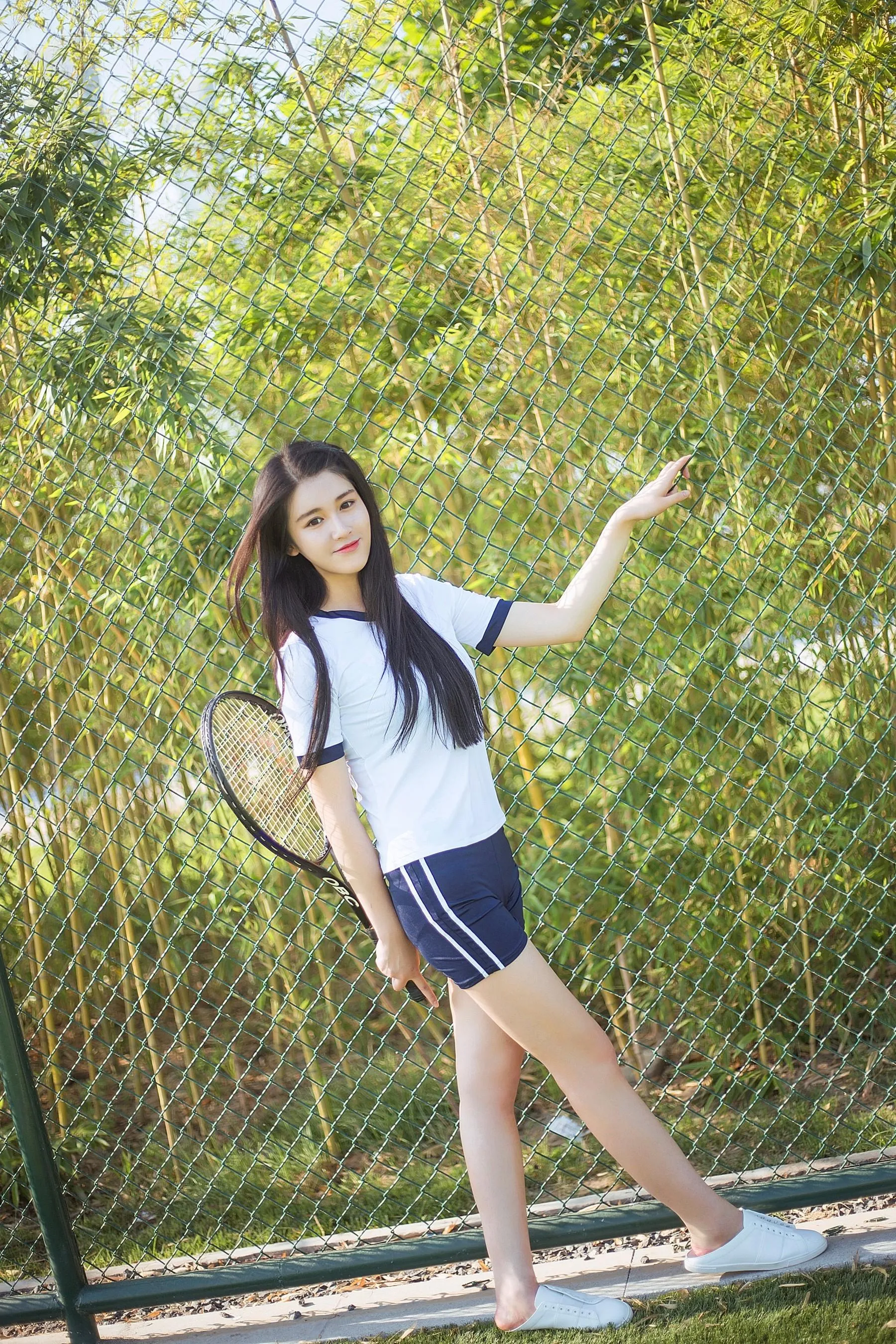 [艺图语] 2022.06.13 操场元气少女 尚雨茜Momooly [21P]插图6